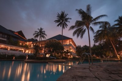 Atlantis or Baha Mar? Comparing 2 Top Bahamas Destinations
