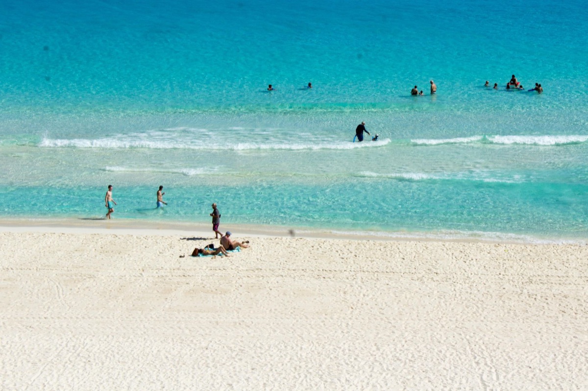 Plage de Nassau avec eau turquoise