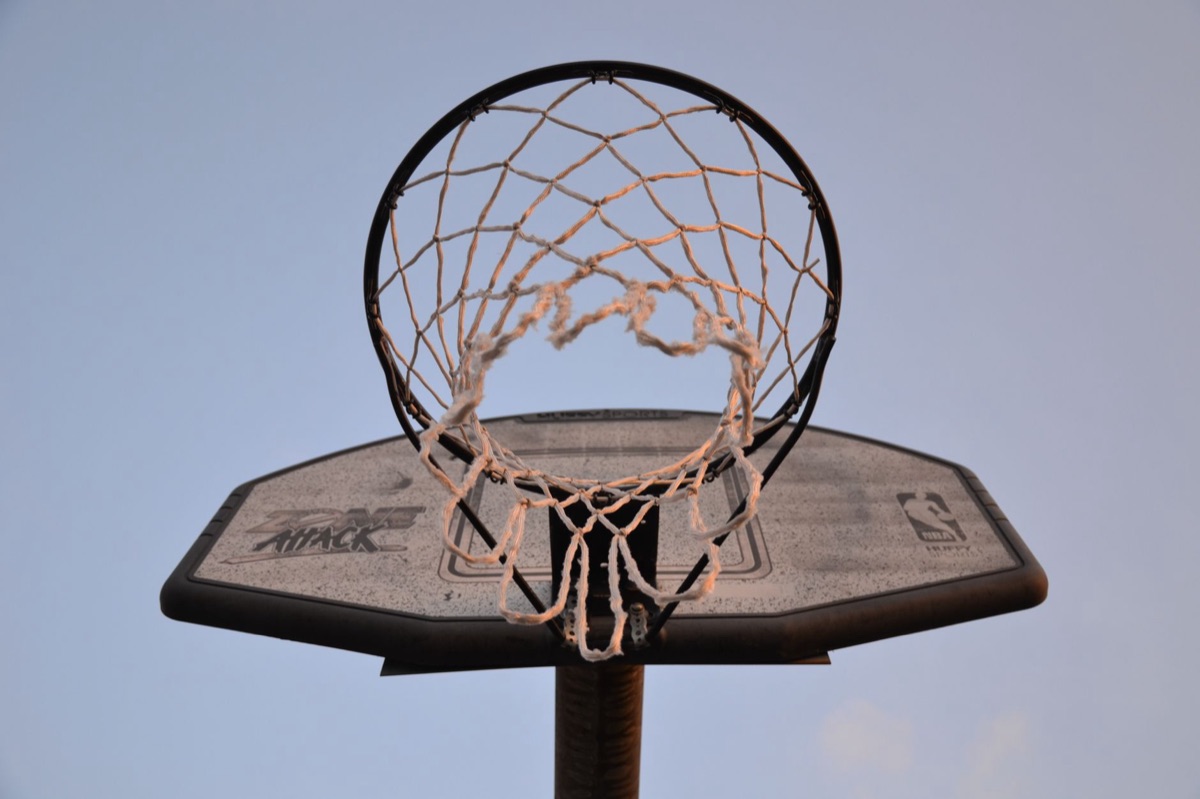 NBA标志のバスケットボールコート