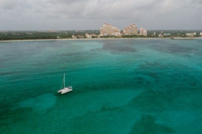 巴哈馬深度探索：四天緊湊行程玩遍所有藍色奇觀完整指南