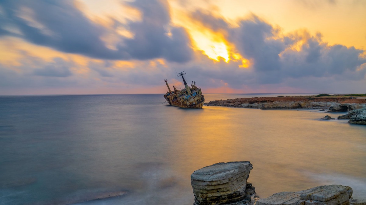 Pirate shipwreck ruins in Nassau Bahamas