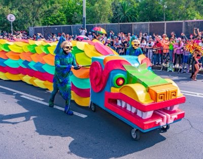 Junkanoo Bahamas: L'anima viva delle isole nel ritmo del tamburo