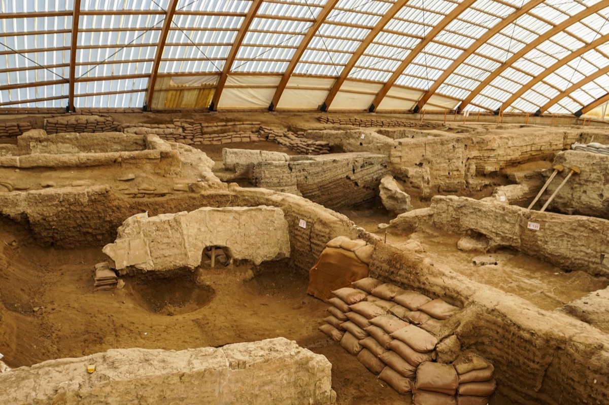 ルカヤン人の古代住居