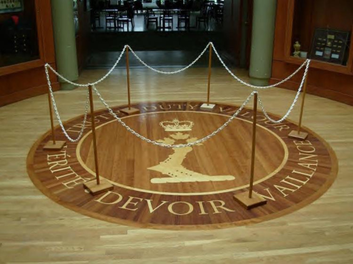 royal crest emblem in historical context